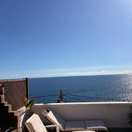 Penthouse Maines View *