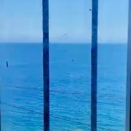 Penthouse Maines View *